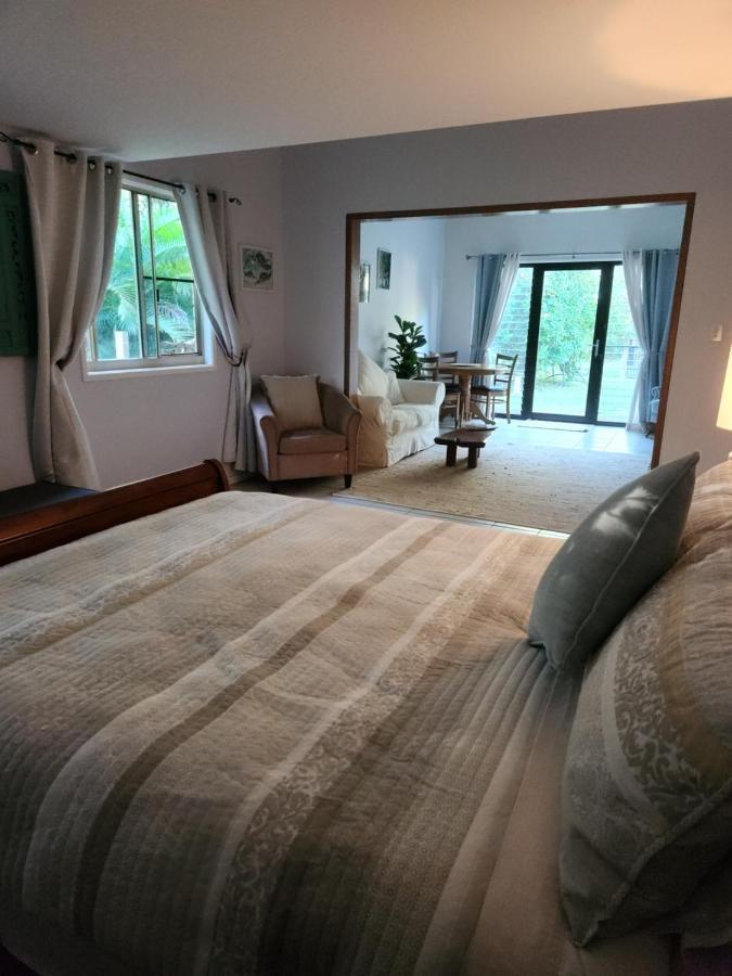 Figtree Cottage - Homestay - Yeppoon Exterior foto